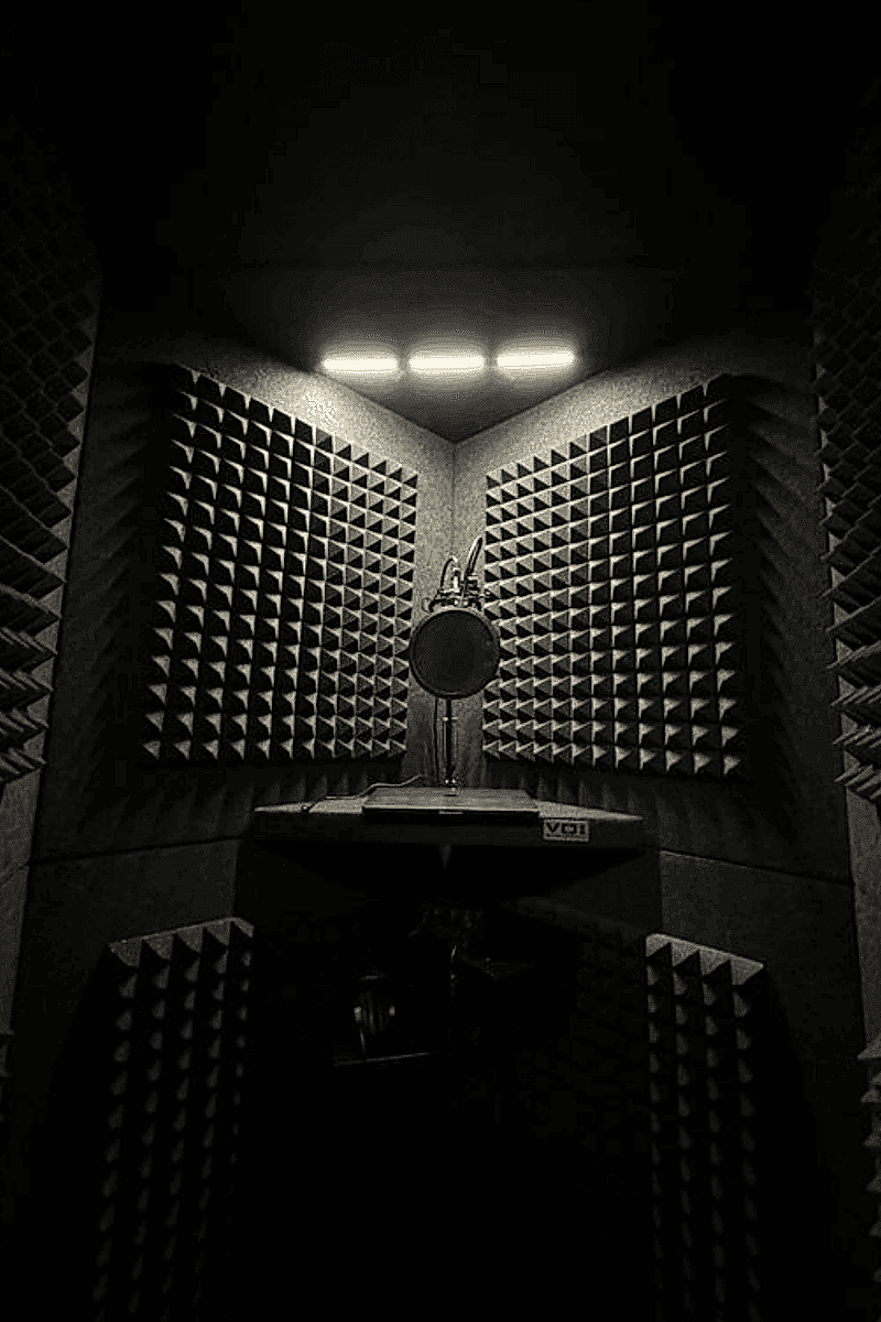 Akustik Piramit Sünger ile Yankısız ve Net Ortamlar