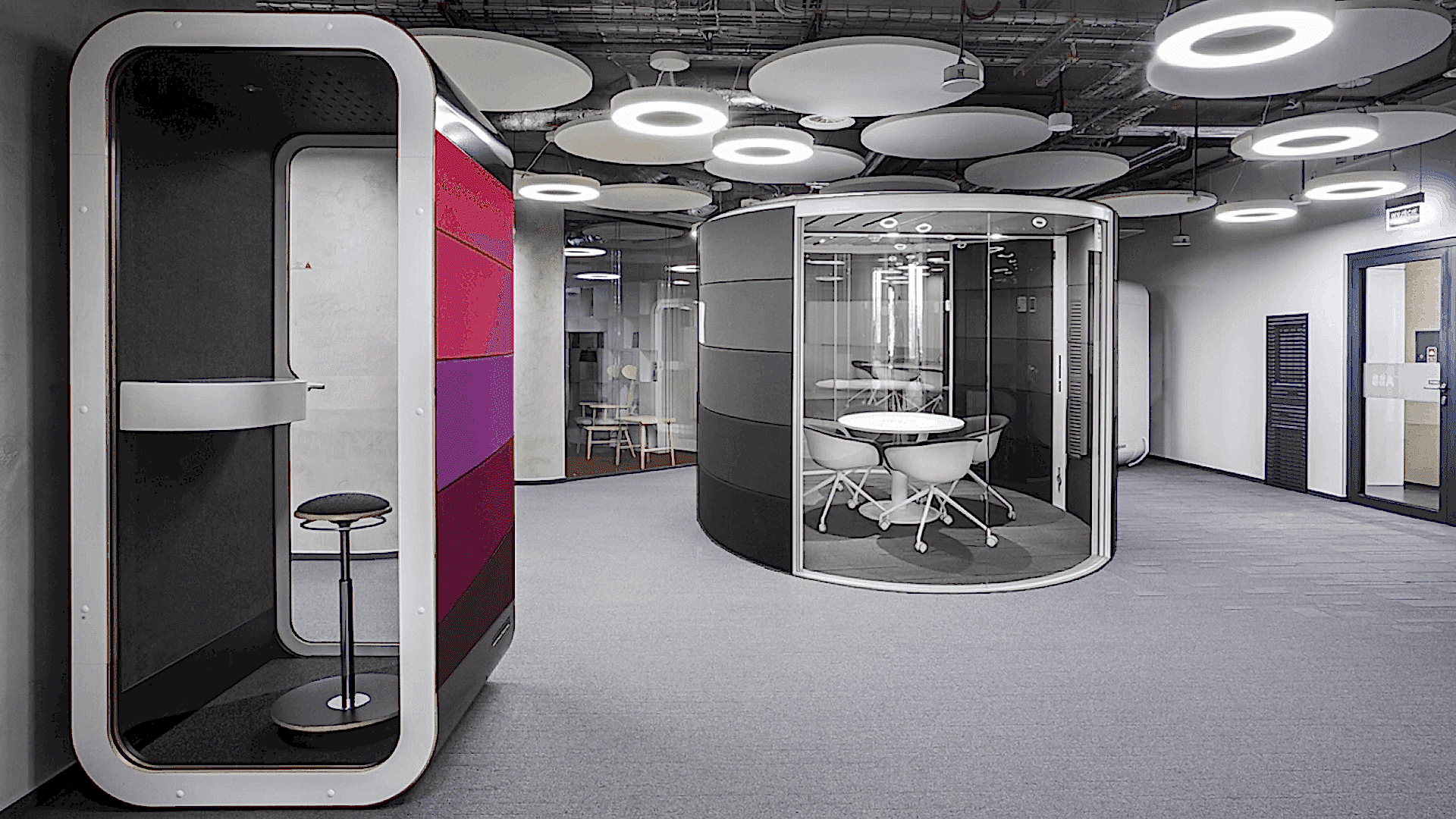 Akustik Kabinlerle Gürültüsüz ve Verimli Çalışma Alanı